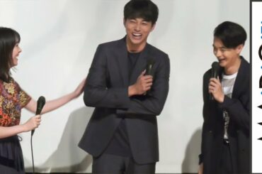 唐田えりかが笑いすぎ？東出昌大が「頭を強く打ったんだろうね」の突っ込み　映画「寝ても覚めても」舞台あいさつ3