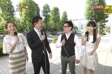 堀潤「今日は週末ということで外からお送りしましょう！ ちょっと肌寒いですね」 宮瀬茉祐子「毎週金曜日は外から」 黒田治「すこぶる快調です」 榎本麗美「鳥肌立ってます」 [モーニングCROSS]