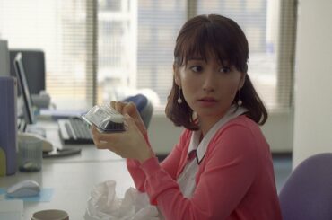 大島優子、“弁当男子”の一言にギクッ？お風呂で思い巡らせる　「ミノン」洗浄シリーズTVCM「後輩」編 CM、メーキング映像