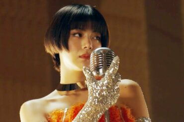 池田エライザ、大胆な衣装で感情が高ぶる瞬間を魅せる／シーバスリーガルCM+メイキング