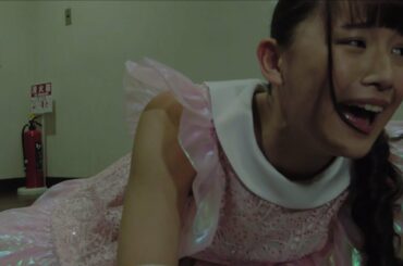 浅川梨奈、ゾンビに噛まれて泣き叫ぶ　映画「トウキョウ・リビング・デッド・アイドル」予告編が公開