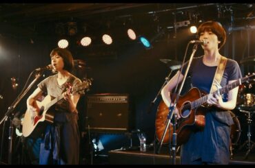 小松菜奈×門脇麦、秦基博プロデュース主題歌「さよならくちびる」“鳥肌級”歌声披露　成田凌はギターを奏でる姿も　映画『さよならくちびる』ライブシーン