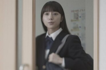 清原果耶、高校生から社会人役まで熱演　やついいちろうと親子に　“娘と父親の物語”4年ぶり続編　日本生命新CM「あなたがくれた人生」編