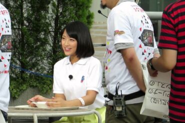 テレビ朝日テラスでリハーサルをする竹内由恵アナ