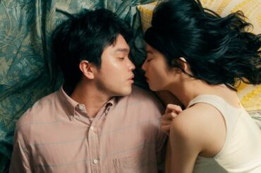 馬場ふみか、King Gnu井口理を狂わす!?　謎多き女性に　映画「ひとりぼっちじゃない」予告