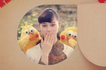 中条あやみ、キュートな投げキッス＆ウインク披露　NTTドコモ『dポイント』TVCM「はじまる」篇＆「ローソンでたまる」篇、『dカード』TVCM「マクドナルドで 3%OFF」篇