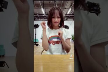 撮影の休憩中にTikTokで流行ってるRepezen FoxxのXOXO踊ってみた！#shorts