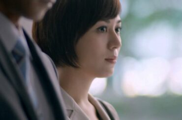 比嘉愛未が“デキる”部長に憧れ？　パナソニック「レッツノート」新CM「予告」編