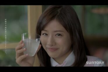 石原さとみから「しそっぽい」　「ふんわり鏡月　しそレモン」CM