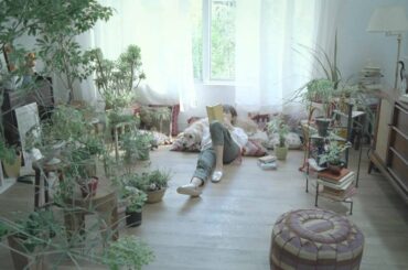 高島彩 CM 野菜生活 犬とくつろぐ篇