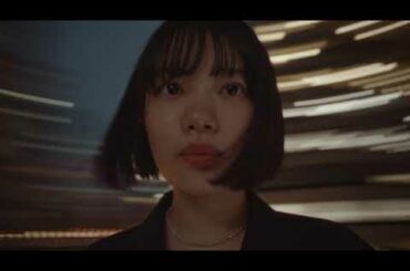 日経電子版　２０２３初割　杉咲花「情報偏ってるかも」１５秒