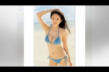 伊東紗冶子、ビキニ姿で"キャスター界随一の神ボディ"披露
