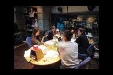 笹川友里アナのおaっぱいがタイト過ぎるニットで盛大に盛り上がる きわどい. モモが、前屈みになって襟元から胸がチラリと見え隠れしている決定的な瞬間を撮った動画。やっぱ女神！