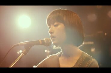 小松菜奈×門脇麦の“エモい”ステージ！／『さよならくちびる』 ライブ歌唱映像