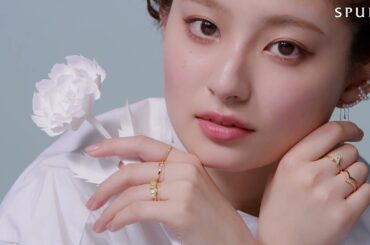 AHKAH アーカーのジュエリーと吉川愛が紡ぐ、春の物語。