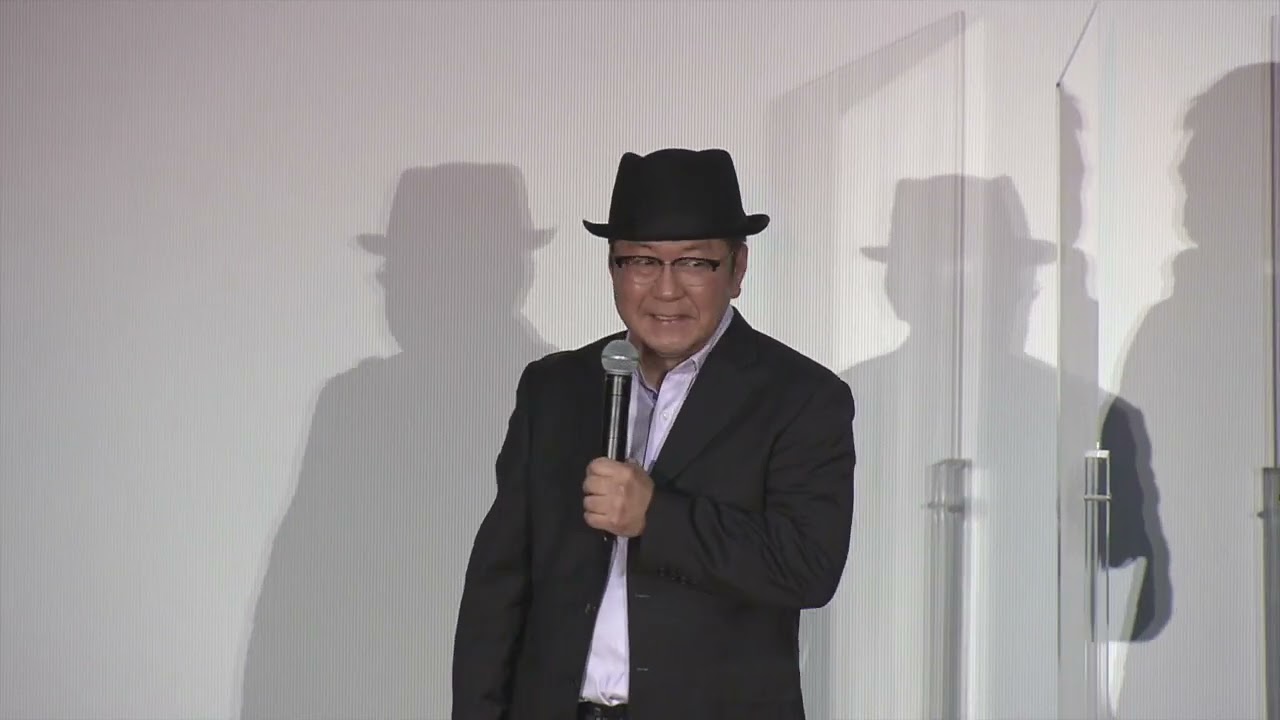 野村周平、吉川愛、青柳翔、福山翔大、 土屋圭市、下山天監督 登壇。映画『ALIVEHOON アライブフーン』公開記念舞台挨拶REPORT 野村周平、吉川愛、青柳翔、福山翔大、 土屋圭市、下山天監督 登壇。映画『ALIVEHOON アライブフーン』公開記念舞台挨拶REPORT