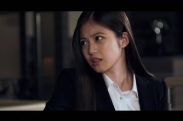 今田美桜、“先輩”佐藤二朗にすごむ？「マジでありえない」　ウェブCMでコミカルなやりとり