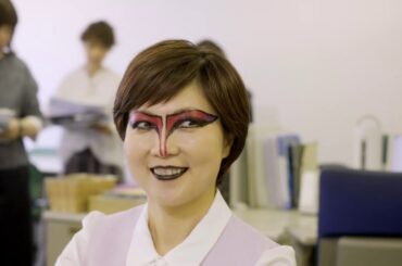 【広島県】がん検診一斉受診月間ポスター撮影時のひとこま#4 (森本久美子さん)