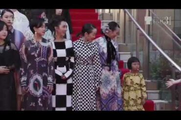 Sara Kurashima at the red carpet