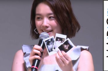 筧美和子、ノースリーブミニワンピで登場　愛猫＆手料理の写真公開　「Printoss」発表会2