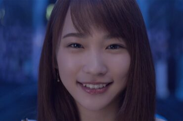 “彼氏”もあ然…　川栄李奈、水族館デート中にひょう変？　「オリックスグループ」新CM「水族館」編