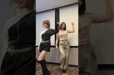 田中れいな、鈴木ふみ奈 『ANTIFRAGILE - LE SSERAFIM』