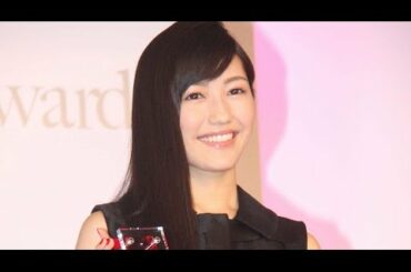 AKB48渡辺麻友、黒髪ロングで「ザ ベスト オブ ビューティー」に　「The Beauty Week Award 2014」(1)