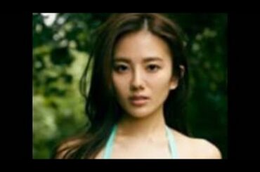 驚異の神ボディアナ・伊東紗冶子、大胆ビキニで大人の色気を表現