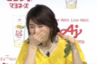石田ゆり子、無邪気に照れ笑い！50代とは思えぬ“ピュアさ”　「初体験」の野菜収穫に大満足！　味の素『ピュアセレクト マヨネーズ』新CM発表会