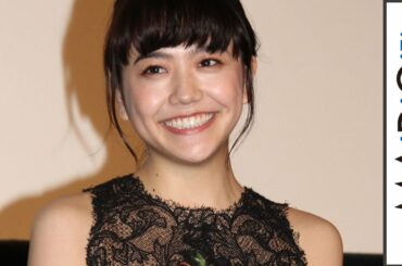 松井愛莉、黒シースルー＆レースで“透け感”たっぷり　花柄ロングワンピで大人っぽく　映画「劇場版 新・ミナミの帝王 THE KING OF MINAMI」初日舞台あいさつ1