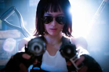清野菜名、タンクトップ＆サングラス姿でゾンビ退治！ 松本穂香のロマンチックなラブシーンも　「DIVOC-12」上田慎一郎監督チーム予告映像