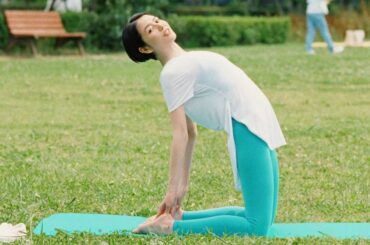 長澤まさみ、公園でヨガポーズ連発　クボタ新CM「クボタが描く未来 スマートウォーターソリューション」編