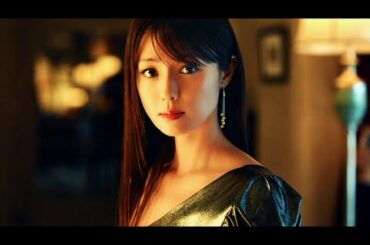 深田恭子、タイトなミニドレスに美脚もあらわ…足立梨花らと美を体現／美少女RPGゲーム『放置少女〜百花繚乱の萌姫たち～』CM