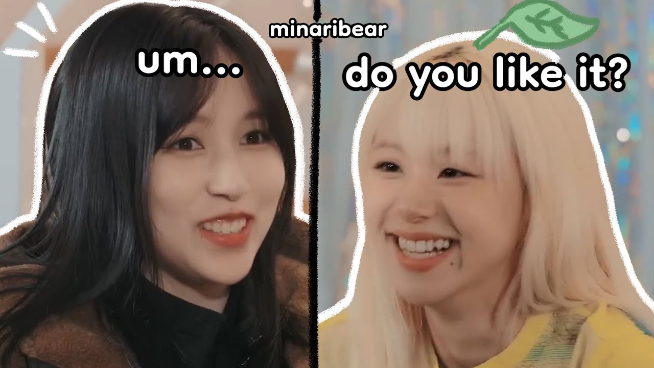 mina was more excited for chaeyoung's photo than her actual gift 💀 mina was more excited for chaeyoung's photo than her actual gift 💀
