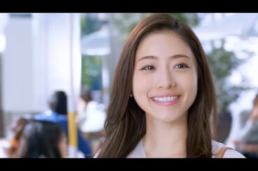 石原さとみ＆菅野美穂＆波瑠、透き通るような美肌披露　花王「ソフィーナ プリマヴィスタ」新TVCM