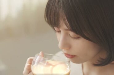 日東紅茶「ミルクとけだすティーバッグ　『やさしくしたい』ダンス＆シズル」篇　15秒｜三井農林