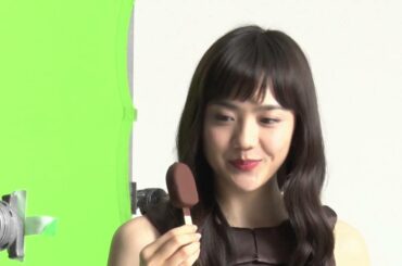 松井愛莉メイキング「ガーナアイス」CM