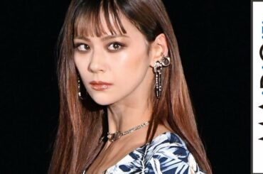 西内まりや、ガルアワ大トリ出演に歓声　肌見せパンツコーデでクールに