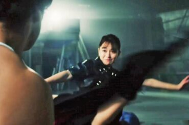 山本舞香 飛び蹴り、回し蹴り、掌底打ち！痛快アクション披露　ヒロインメイク『STRONG RENEWAL篇』WEB-CM