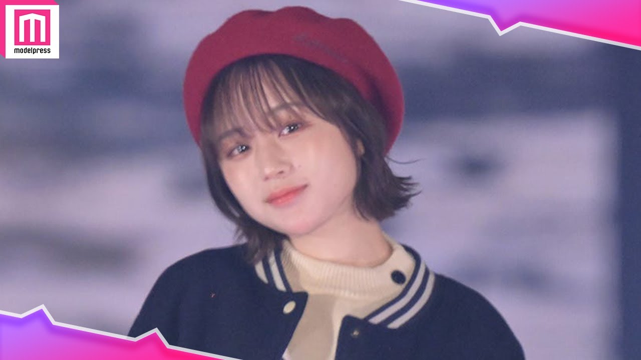 なえなの、キュートな笑顔でベレー帽×スタジャン秋ルックを着こなし❤️【Rakuten GirlsAward 2022 A/W】 なえなの、キュートな笑顔でベレー帽×スタジャン秋ルックを着こなし❤️【Rakuten GirlsAward 2022 A/W】