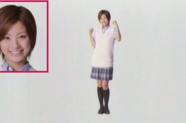 上戸彩　このあとスカートがめくれるハプニング　（検索ワード　制服　ミニスカート　女子高生　スカートめくり）