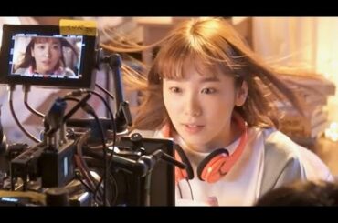 飯豊まりえ、ドアップときめきショットに照れる／辛ラーメンCM