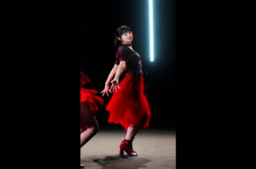 上國料萌衣 Focus - 愛・魔性 / アンジュルム