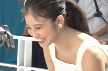 今田美桜、爽やか白ワンピ姿でCM撮影　夏になったら行きたいところは？　「サンカット」新CMメーキング