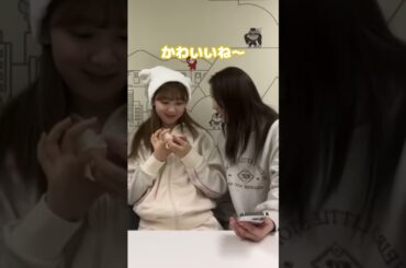 推しのツウィのトレカを撫でる鈴野未光さん。ミイヒペンがミイヒのトレカにすることと同じ挙動してて草【NiziU MIIHI TWICE TZUYU ニジュー トゥワイス】#shorts