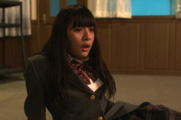 SUPER☆GiRLSの浅川梨奈主演！映画『人狼ゲーム　マッドランド』予告編