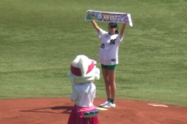 武田玲奈、ZOZOマリンの千葉ロッテ戦で始球式