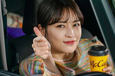 広瀬すず、キュートなサムズアップ連発／“意外な特技”明かすインタビューも　マクドナルド新CMメーキング