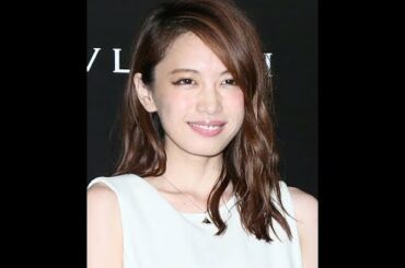 JUMP・山田涼介　３年交際の宮田聡子 大胆背中見せ写真