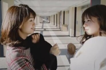 井上清華アナと堤礼実アナが『じゃれ合う』だけの動画